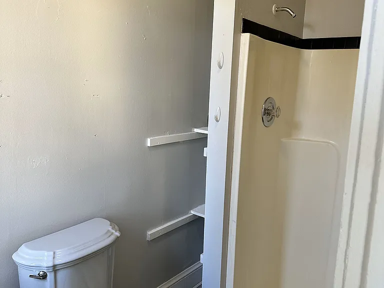 106 S Raleigh St — Photo 22
