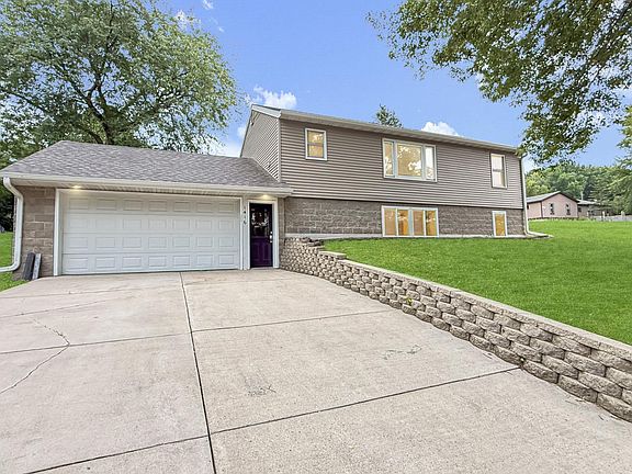 4th image of 1416 Ridgeview Dr
