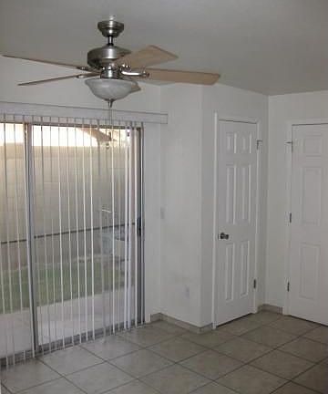 3rd image of 5601 W Sunnyslope Ln