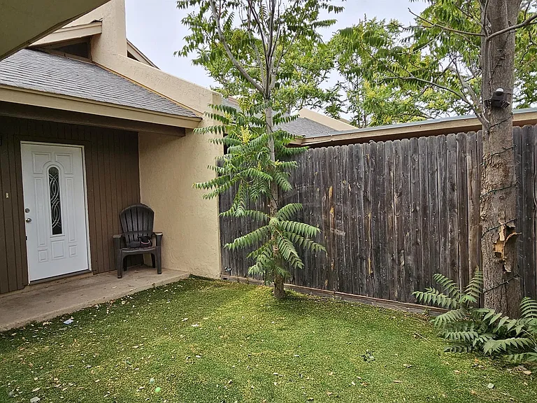 4229 Siesta Ln — Photo 1