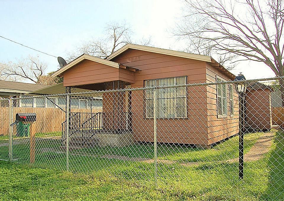 1st image of 7118 Avenue L