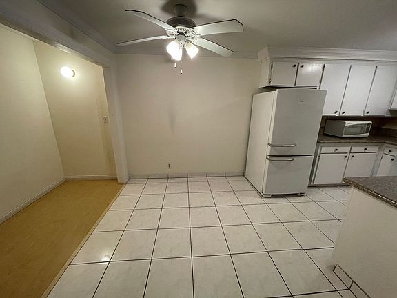5th image of 2501 W Redondo Beach Blvd APT 120