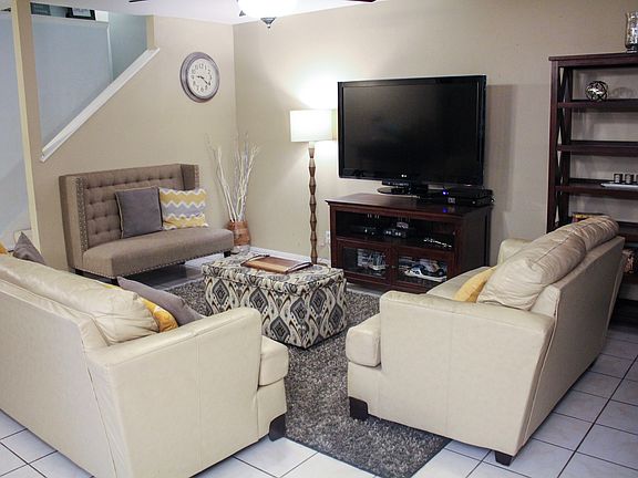 3rd image of 13050 Cavern Park Dr