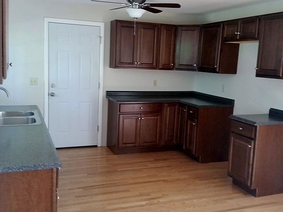 2nd image of 9 Birchwood Dr
