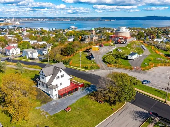 677 Fundy Dr, Saint John, NB E2M 2S6