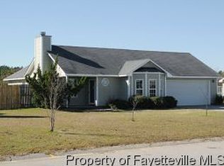 118 Davenport Dr, Raeford, NC 28376