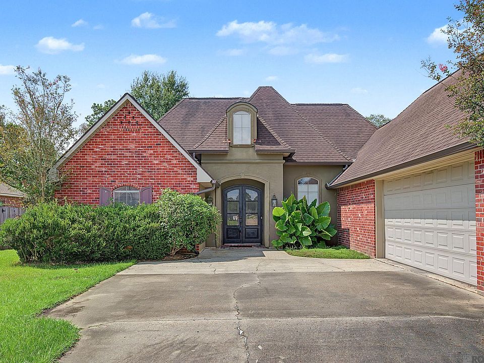 1st image of 13860 Cobblestone Dr