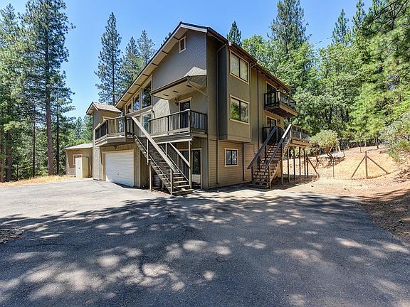 2nd image of 3903 Stope Dr
