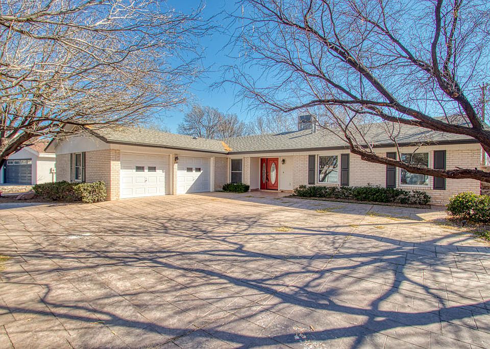 1st image of 4928 Vista Grande Cir