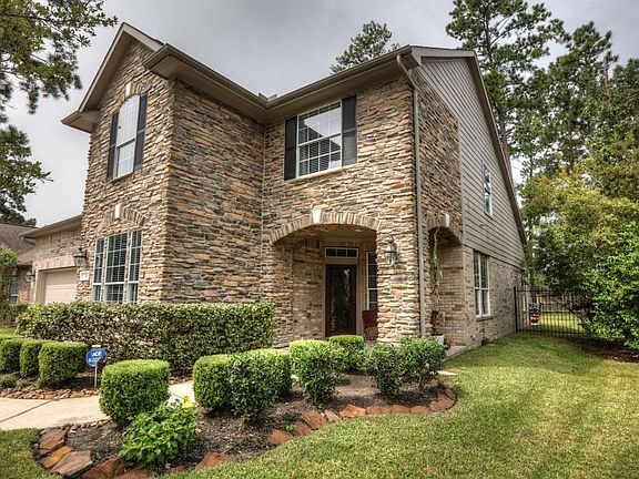 3rd image of 74 S Rocky Point Cir