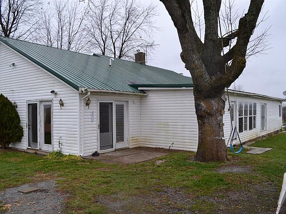 2nd image of 96 Humes Ln