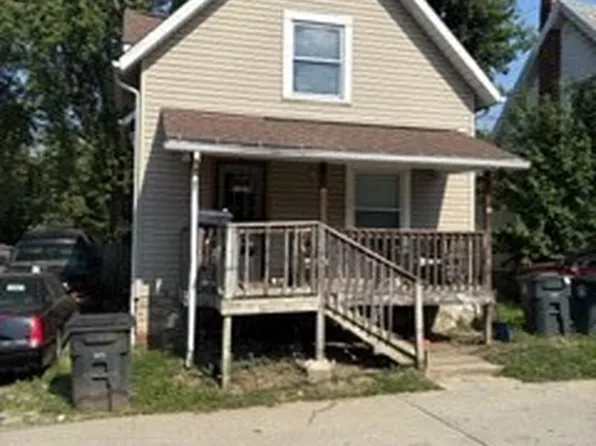 7 Courtland Dr, Akron, OH 44314