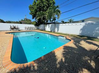6455 Pershing St, Hollywood, FL 33024