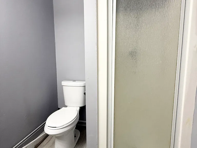 320 S Country Rd #4 — Photo 8