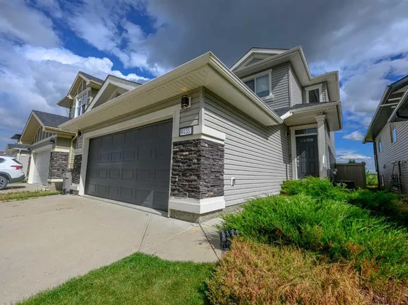 9433 W 88th St, Grande Prairie, AB T8X 0H2