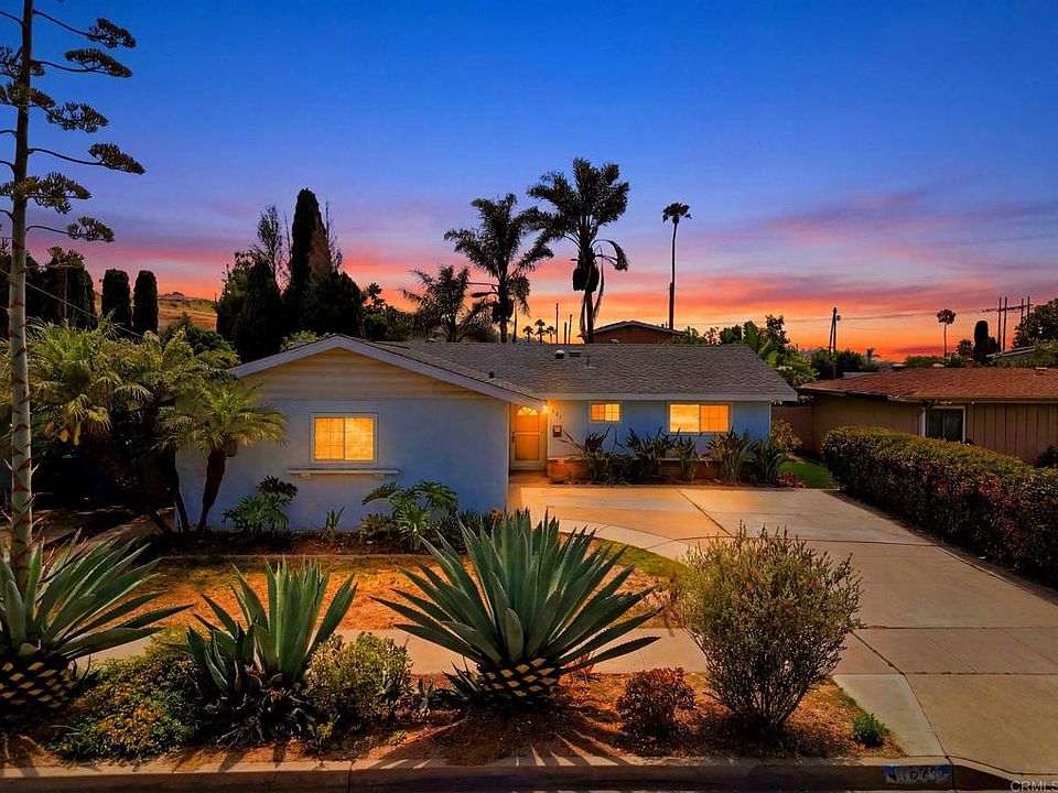 1st image of 127 Flamingo Dr