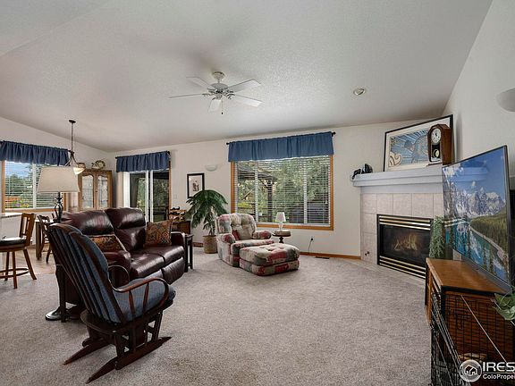 4th image of 1819 Blue River Dr