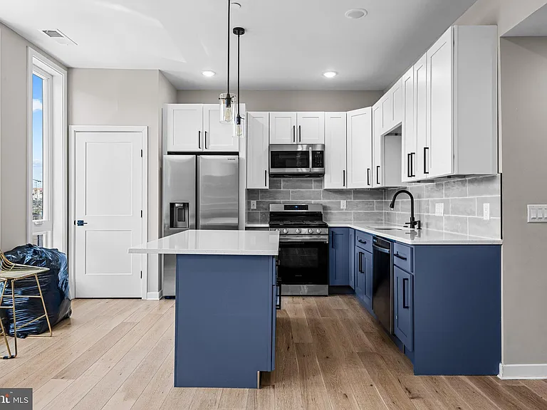 2409 N Hancock St #4 — Photo 13