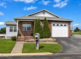 2365 Governors Ct, Maryville, TN 37801