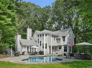 400 Cyrus Field Road, Irvington, NY 10533