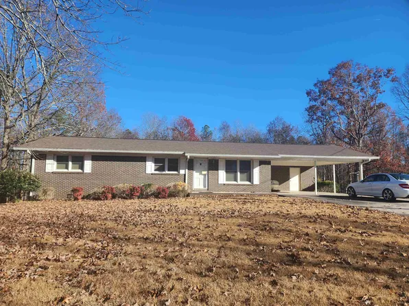 2038 Peachtree Ln NW, Cullman, AL 35058
