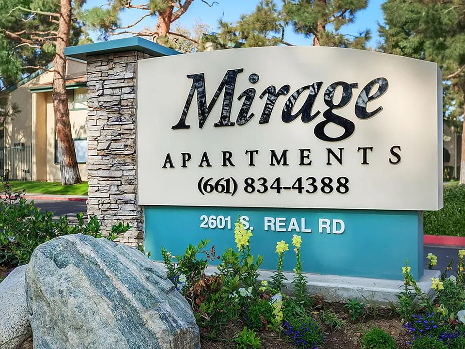 Mirage, Bakersfield