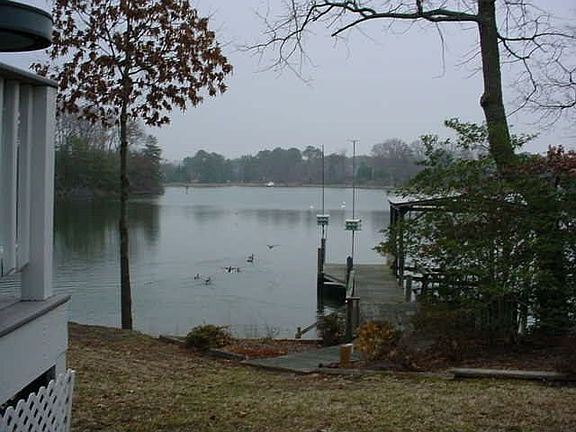 3rd image of 23 Glebe Ct