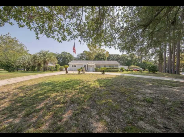 55 Laurie Dr, Fort Walton Beach, FL 32548
