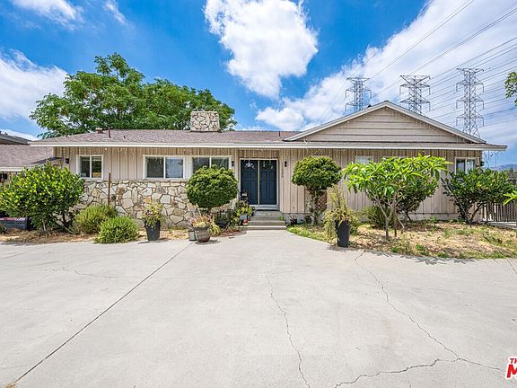 2nd image of 11335 Louise Ave