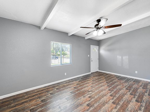 4th image of 1848 N Encina St