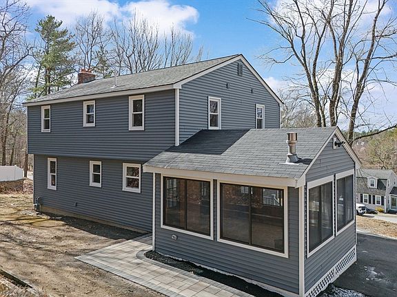 2nd image of 25 Rock Rd