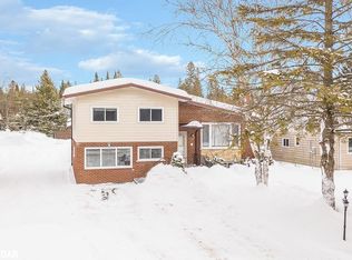 1587 Gill Rd, Springwater, ON L9X1M5