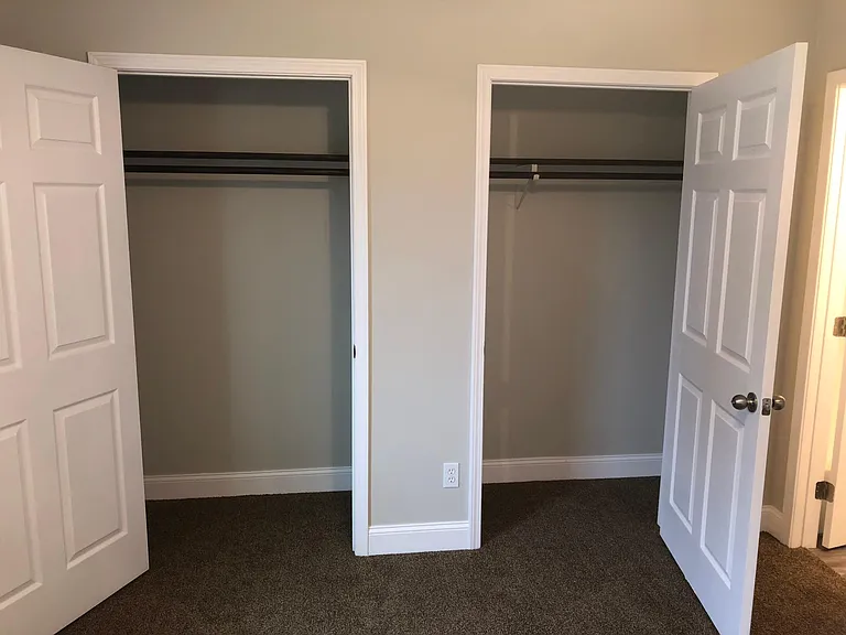 507 Carmen St — Photo 13