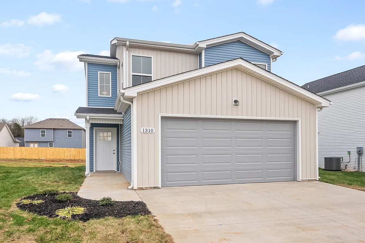 3 bed, 2.5 bath, 1431 sqft, $1,750 — Photo 1