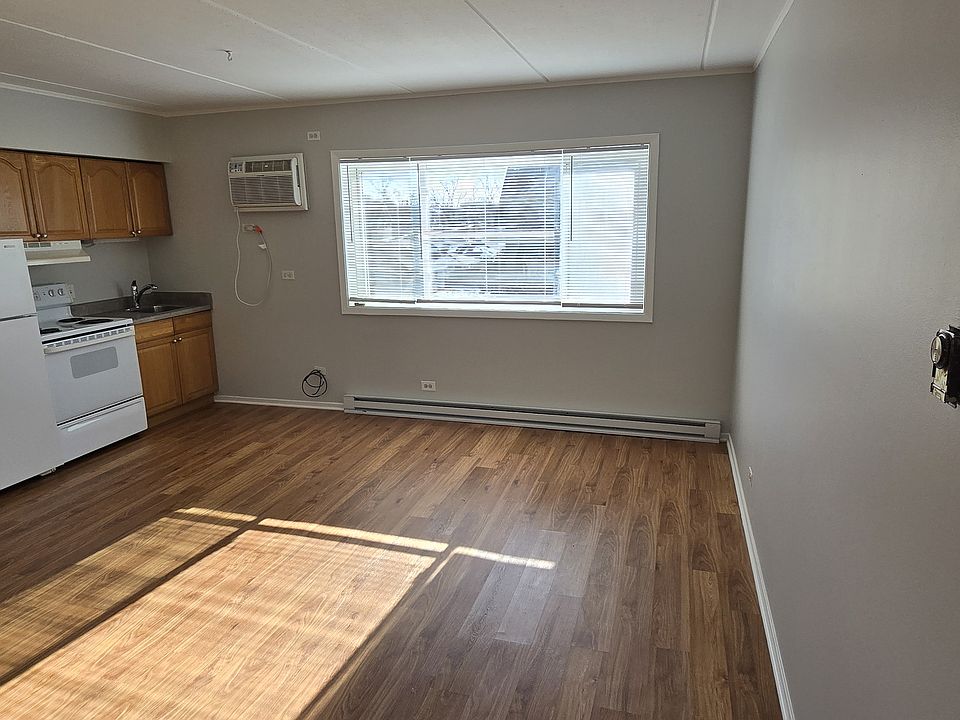 2nd image of 38 Lathrop Ave