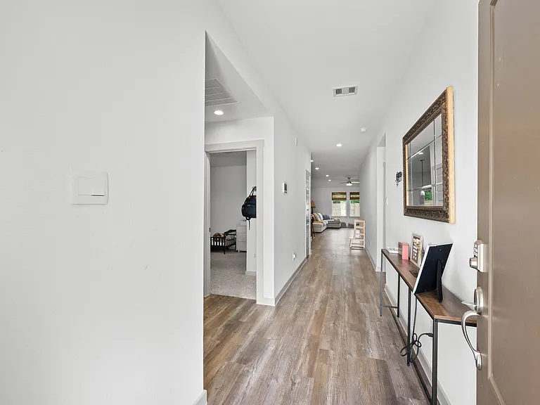 1054 Great Barracuda Ln — Photo 3