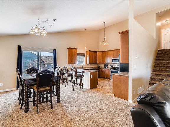 4th image of 3021 43rd Ave