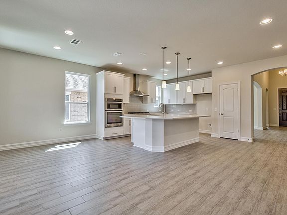 5th image of 2820 Barnsley Dr