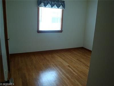 5th image of 1169 Willow St