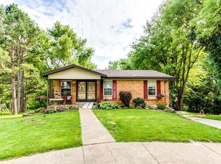1297 Tracy Ln, Saint Louis, MO
