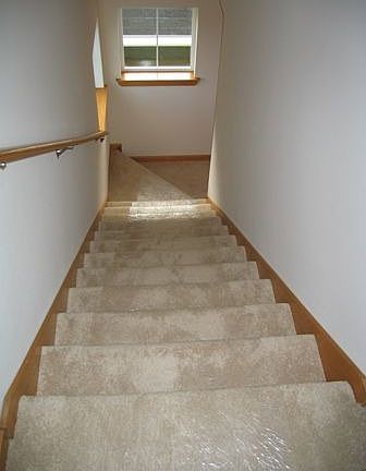 carpet staircase to 3rd level