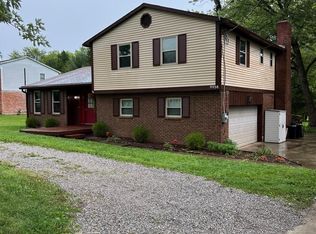 9958 Columbia Rd, Loveland, OH 45140