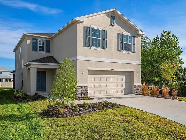 6305 Springmont Loop — Photo 2