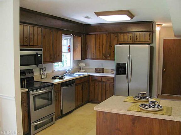 2nd image of 23 Jacobs Ln