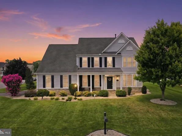 2425 Cornwall Rd, Chambersburg, PA 17202
