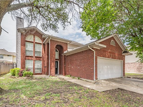 2nd image of 2136 Stoneridge Dr