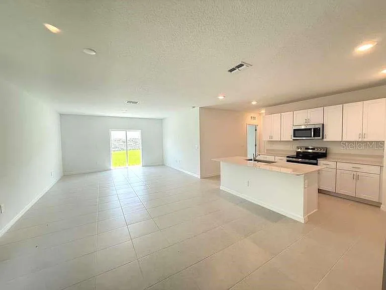 11357 Brae Way — Photo 9
