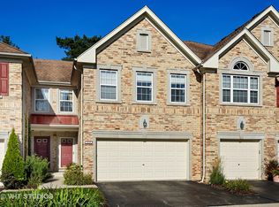 1214 Christine Ct, Vernon Hills, IL