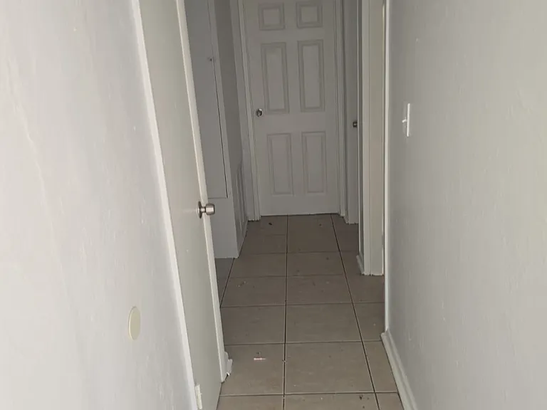 1217 N Pine Hills Rd #A — Photo 5