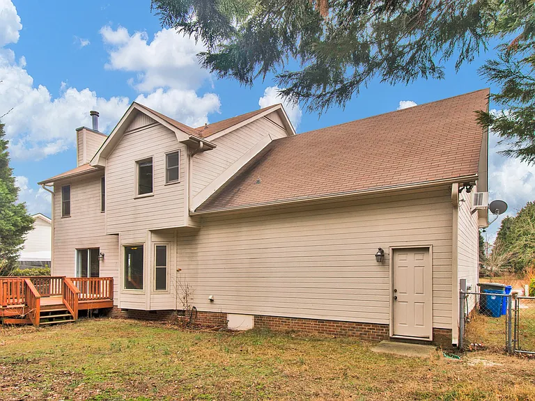 1717 Nuthatch Rd — Photo 30